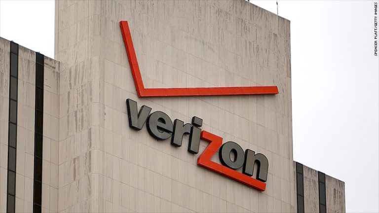 Verizon is bringing back unlimited data