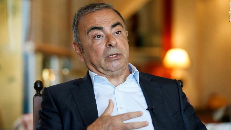 Carlos Ghosn: France issues international arrest warrant