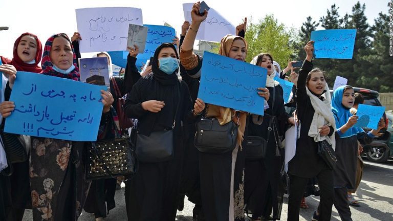 Opinion: Locked out of classrooms, Afghan girls are taking drastic measures