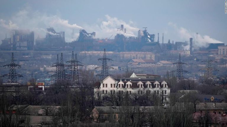 Russian forces step up attacks on Ukraine steel plant