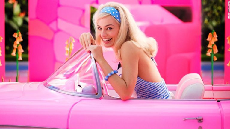 Margot Robbie’s ‘Barbie’ movie look revealed in first sneak preview