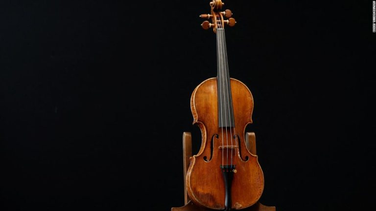 A ‘Leonardo da Vinci of violins’ goes up for auction in France