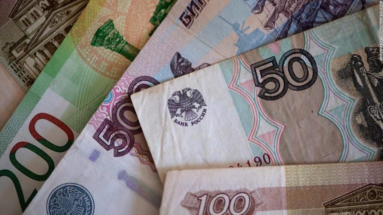 Ruble hits 2-year high against the dollar as Russia tries to avoid default