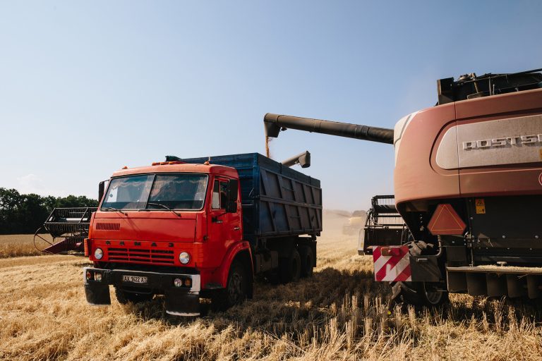 Ukrainian officials say Russians are “robbing” wheat stocks