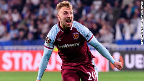 Bowen celebrates after scoring against Lyon in the Europa League quarterfinal second leg at the Parc Olympique on April 14, 2022.