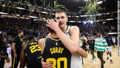 Stephen Curryand Nikola Jokic battled it out in Game 5.