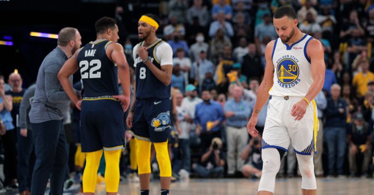 Against Grizzlies, Golden State Warriors Feel Range of Emotions