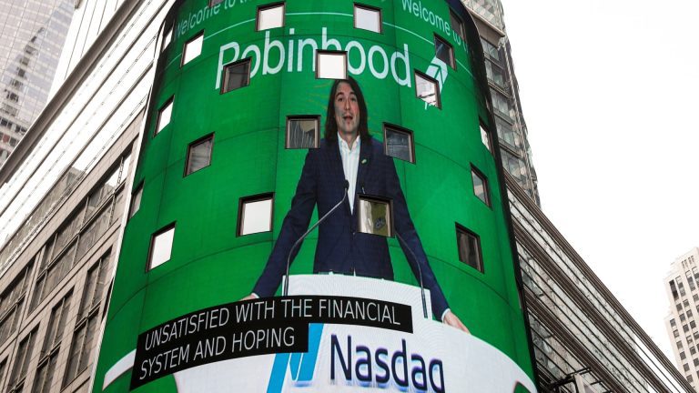 Robinhood to allow users hold their own crypto and NFTs