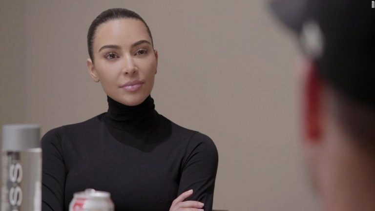 ‘Kardashians’ shows how Kim Kardashian helped save Julius Jones from death row.