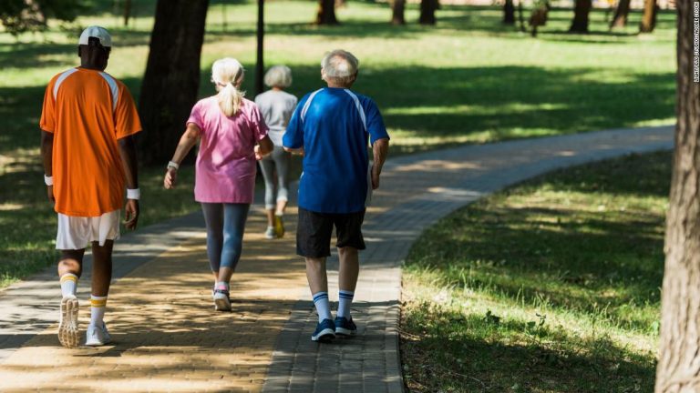 How fast you walk could be a sign of dementia