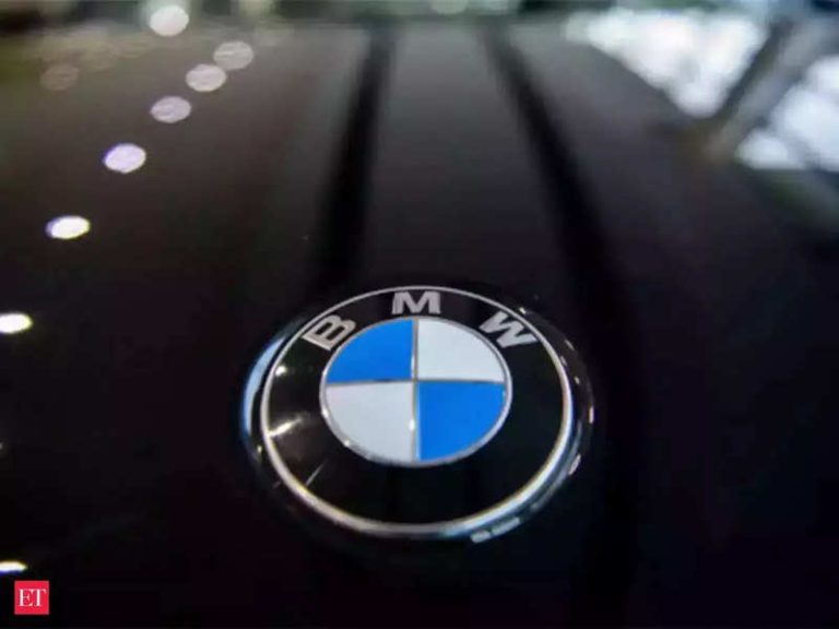 Some BMWs shipping without Android Auto, Apple CarPlay, this is what company has to say