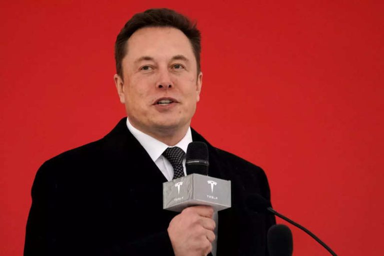 I’m not running your Twitter account, Elon Musk tells Pune techie