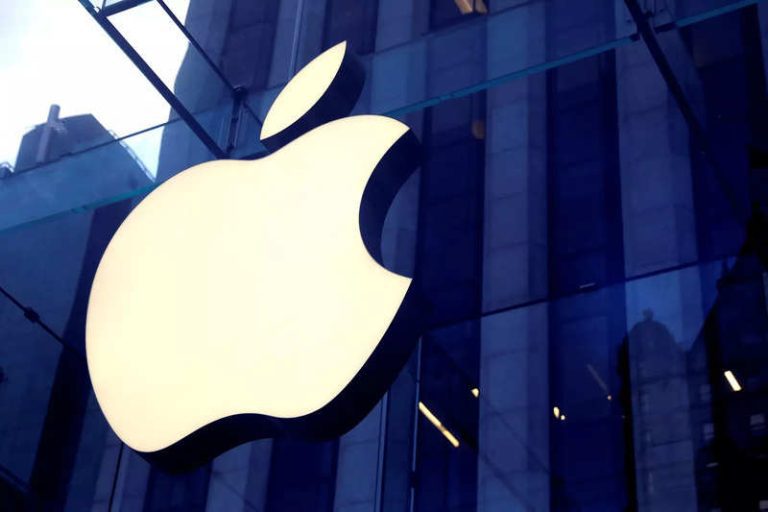 Apple to increase starting pay for the US workers amid tight labour market surge