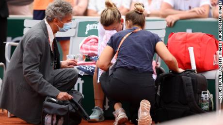 Simona Halep says she experienced a panic attack during her French Open defeat