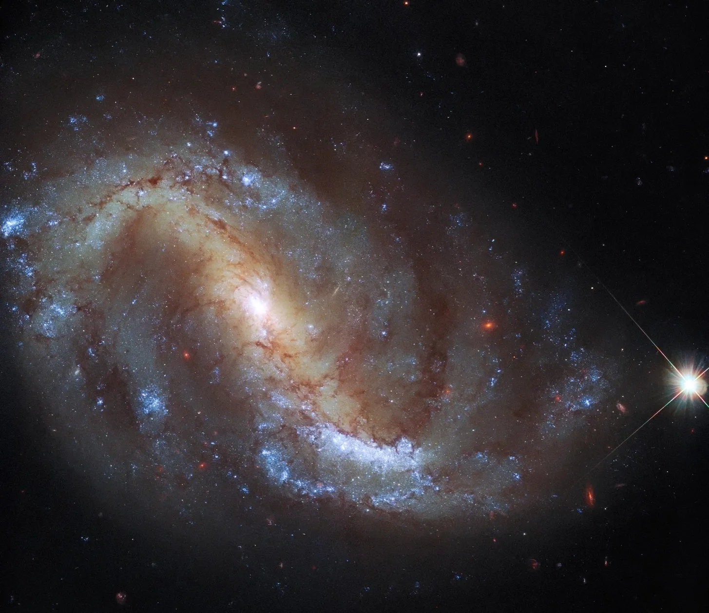 Barred Spiral Galaxy NGC 7496