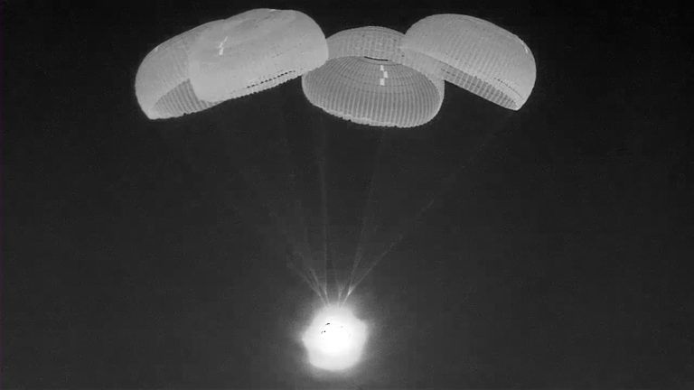 Splashdown! NASA SpaceX Crew-3 Astronauts Safely Return to Earth