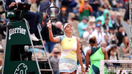 Anisimova celebrates her victory against Osaka. 