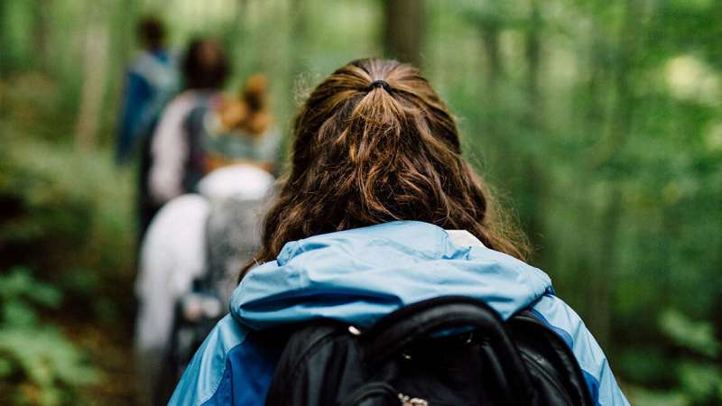 Nature helps mental health, research says—but only for rich, white people?