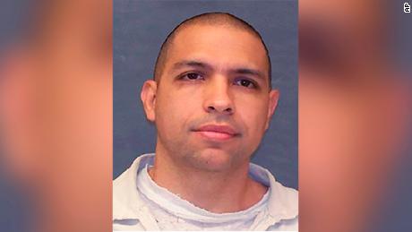 $22,500 reward offered for escaped murderer who attacked driver of Texas prison bus