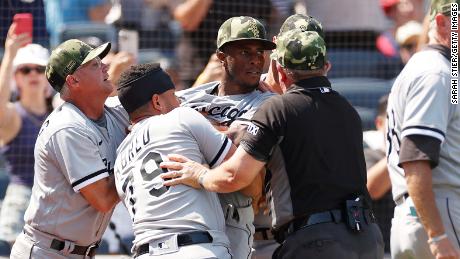 White Sox manager says Yankees&#39; Josh Donaldson called Tim Anderson a racist comment