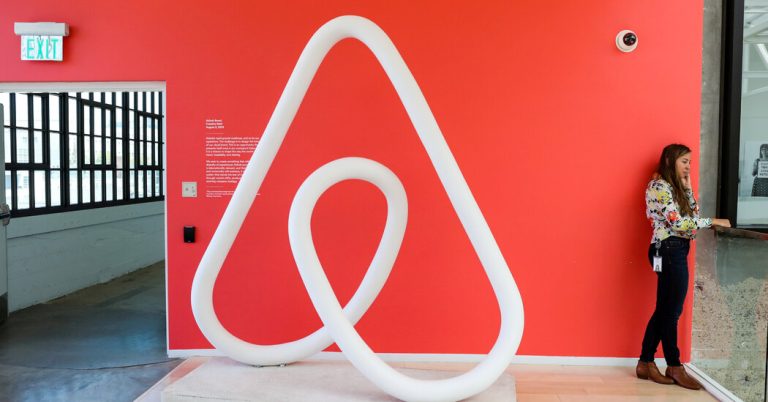 Airbnb Shuts Down Its Business in China, Removing 150,000 Listings