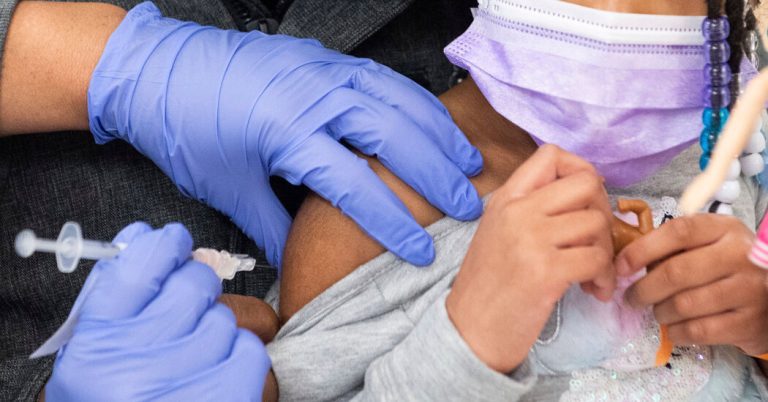 F.D.A. Panel Recommends Pfizer and Moderna Vaccines for Youngest Children