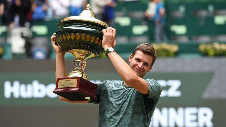 Hubert Hurkacz defeated Daniil Medvedev in the Halle final