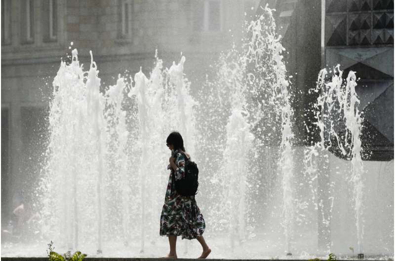 Spain, Germany battle wildfires amid unusual heat wave