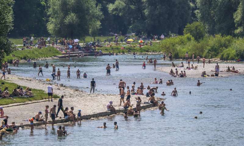 Spain, Germany battle wildfires amid unusual heat wave