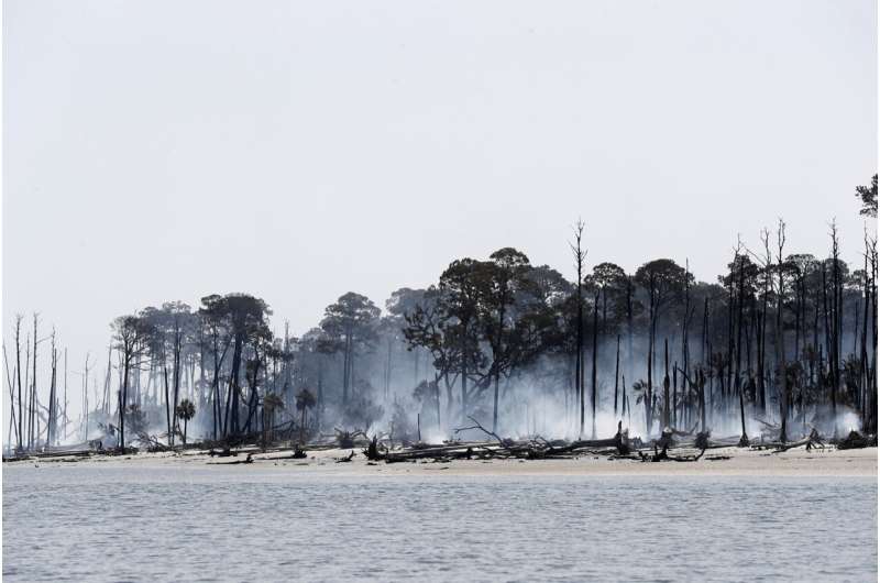 Wildfire threatens unspoiled Georgia island rich in history