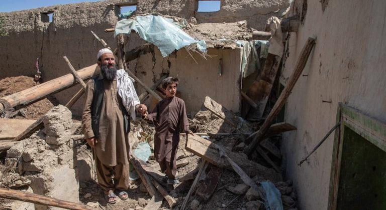 Life-saving relief continues to reach quake-hit eastern Afghanistan |