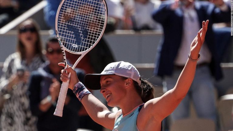 Iga Swiatek: World No. 1 cruises through to the French Open final with victory over Daria Kasatkina