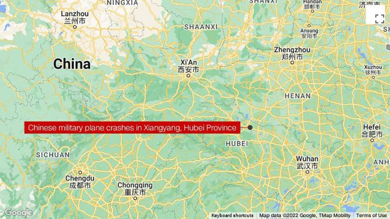 PLA’s J-7 plane crashes in residential area in Hubei, at least one dead