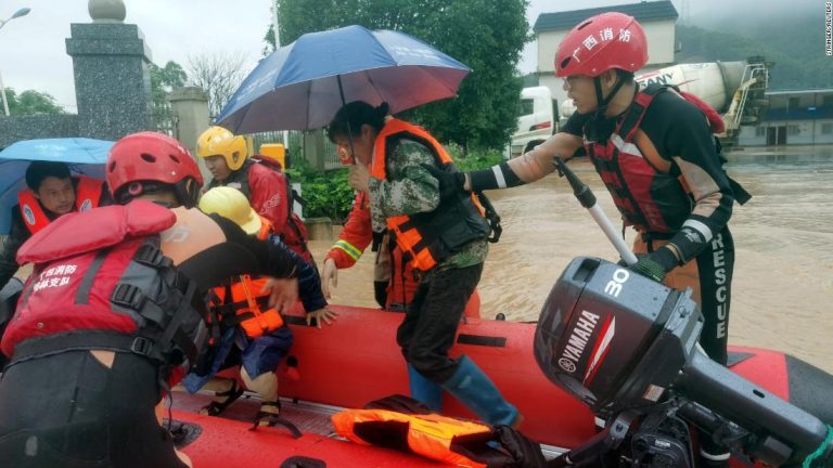 Heaviest rain in 60 years hits southern China