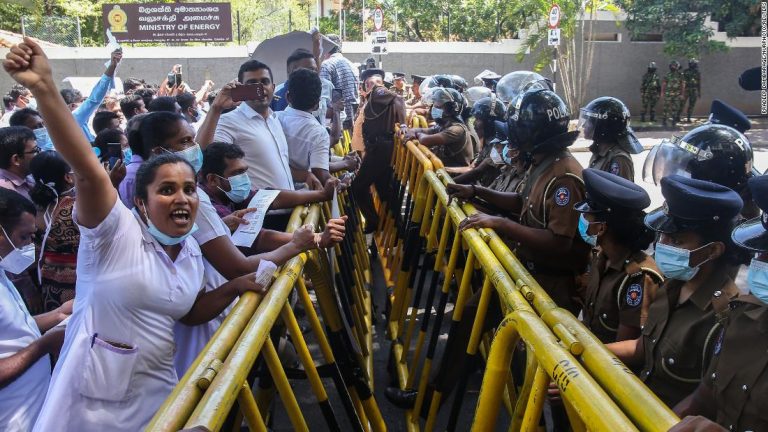 Sri Lanka fuel crisis: Doctors, bankers protest ‘impossible situation’