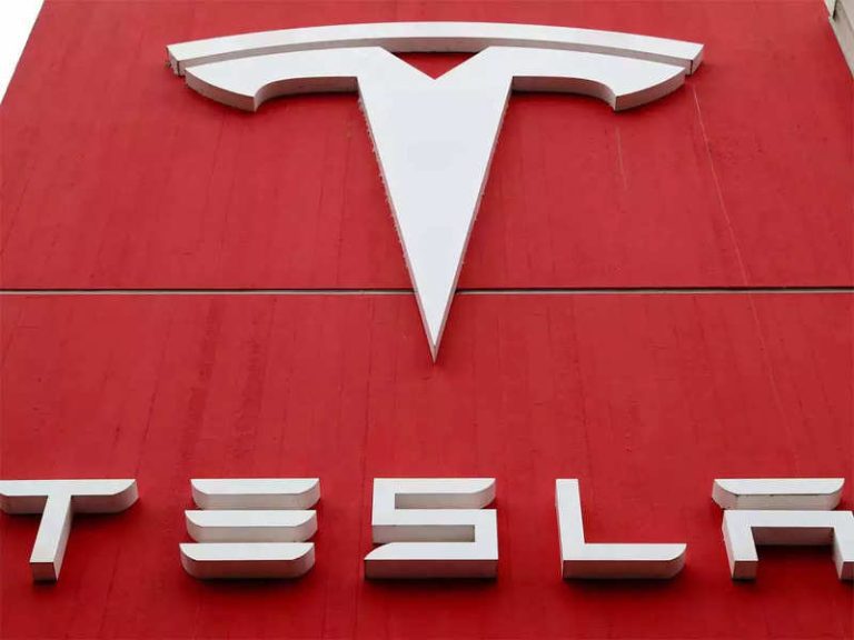 Tesla cancels three June online hiring events for China