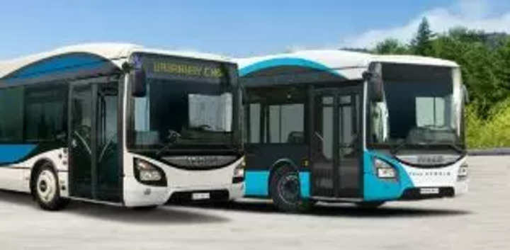 Truckmaker company Iveco to make low emissions buses in Italy