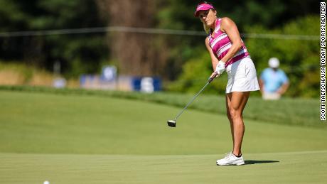 Thompson putts on the second green during the third round.