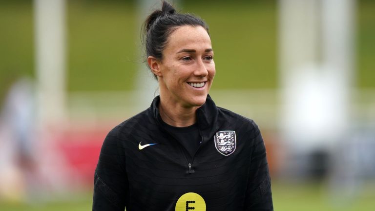 Lucy Bronze: England defender joins Barcelona after leaving Man City | Football News