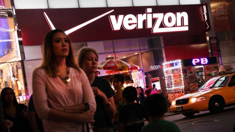 Verizon’s giving free phones to customers still using its 3G network