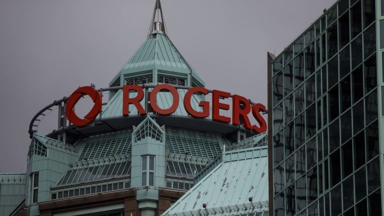 Rogers network outage across Canada hit banks, businesses and consumers