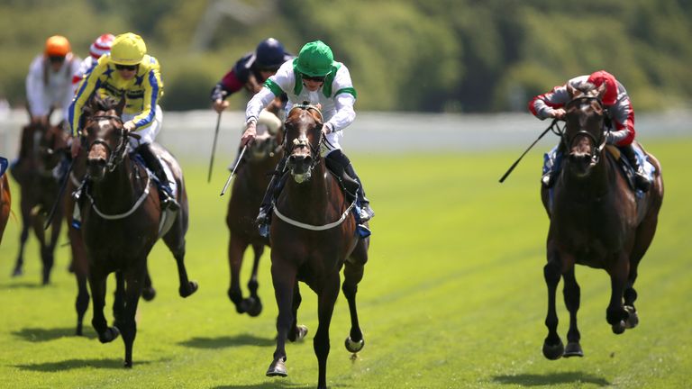 Eilean Dubh wins at York for Clifford Lee and Karl Burke