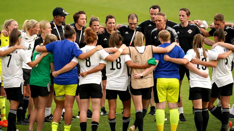 Shiels addresses his Northern Ireland squad after the Austria defeat