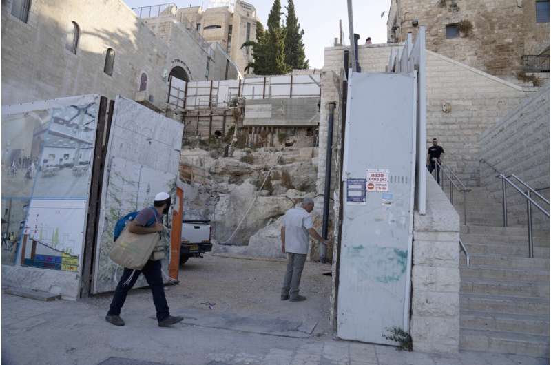 Elevator project in Old Jerusalem leads to surprising finds