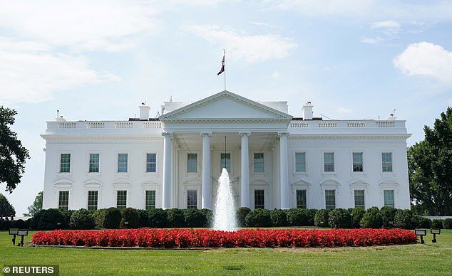 A huge team of doctors is on site at the White House to treat the Presidents 24 hours a day if needed. The Unit also has an operating table for emergencies, as well as prescribing medication if needed