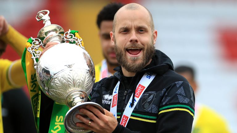 Norwich City&#39;s Teemu Pukki with the Sky Bet Championship trophy