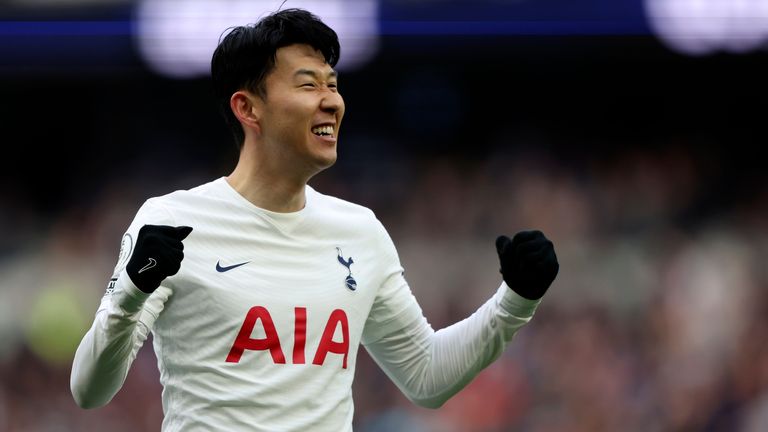 Heung-min Son celebrates scoring Spurs&#39; third goal (AP)