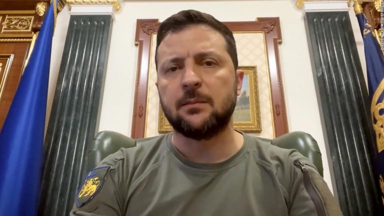 Zelensky fires Prosecutor General and State Security Service head over staffers’ ‘collaboration’ with Russia