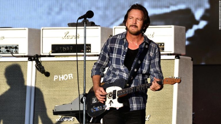 Pearl Jam cancels Vienna concert after heat damages Eddie Vedder’s throat