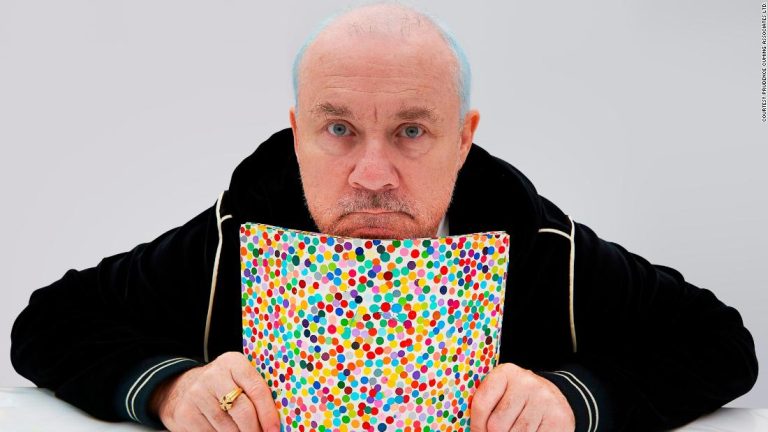 Damien Hirst to burn thousands of paintings for new project